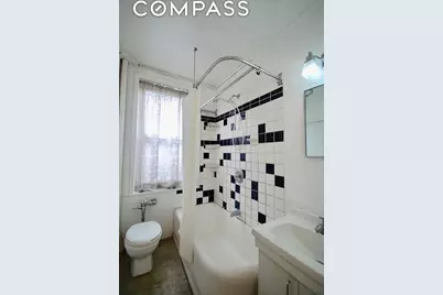 43-10 48th Avenue #2P, New York City, NY 11377 - Photo 8