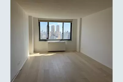 2025 Broadway #23G, New York City, NY 10023 - Photo 2