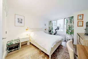 201 E 36th St, New York, NY 10016 - Photo 2