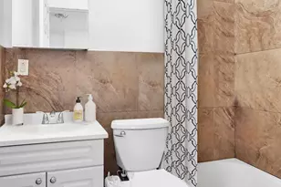 34-57 9th St, New York City, NY 11106 - Photo 8