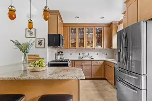 253 21st St, New York City, NY 11215 - Photo 2