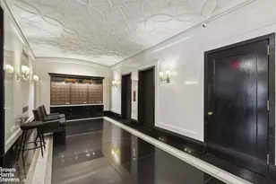 161 W 16th St, New York City, NY 10011 - Photo 14