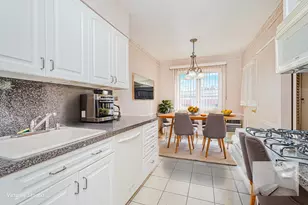 2509 E 29th St, New York City, NY 11235 - Photo 16