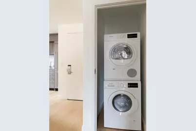 234 E 46th Street #305, New York City, NY 10017 - Photo 18