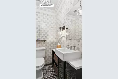 131 E 95th Street, New York City, NY 10128 - Photo 8