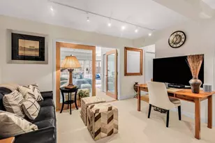 249 E 48th St, New York City, NY 10017 - Photo 12