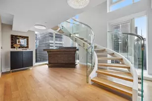 135 W 52nd St, New York City, NY 10019 - Photo 6