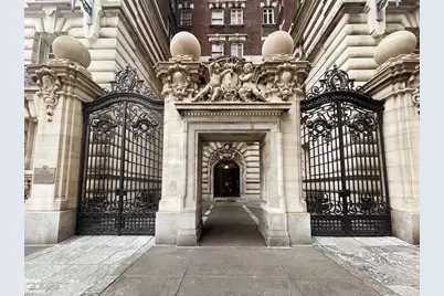 171 W 71st Street #8CE, New York City, NY 10023 - Photo 24