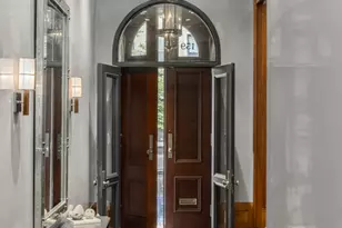 159 E 61st St, New York City, NY 10065 - Photo 8