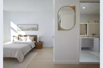 3 Court Square #PH-307, New York City, NY 11101 - Photo 2