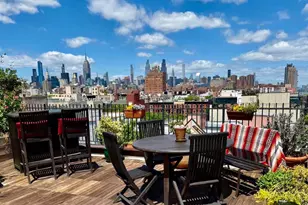 300 E 4th St, New York City, NY 10009 - Photo 8