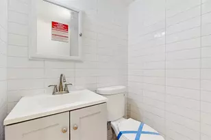 800 5th Ave, Brooklyn, NY 11232 - Photo 18