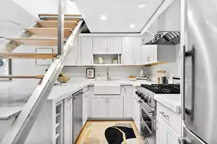 67 E 11th St, New York City, NY 10003 - Photo 2