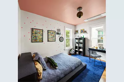 28 Stephens Court, New York City, NY 11226 - Photo 8