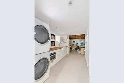 28 Stephens Court, New York City, NY 11226 - Photo 14