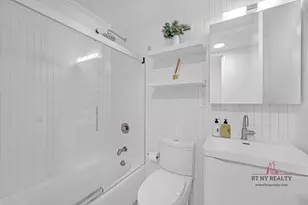 350 W 50th St, New York City, NY 10019 - Photo 4