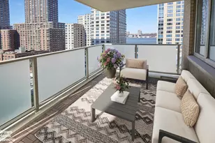 315 W 70th St, New York City, NY 10023 - Photo 6