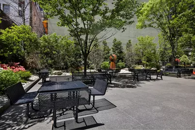 845 United Nations Plaza #43C, New York City, NY 10017 - Photo 22
