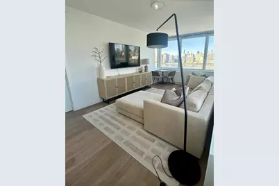 5241 Center Boulevard #1410, New York City, NY 11101 - Photo 14