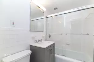 65 W 55th St, New York City, NY 10019 - Photo 10