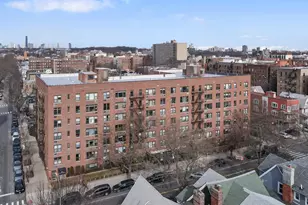 415 Beverley Rd, New York City, NY 11218 - Photo 10