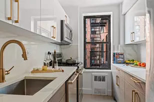 415 Beverley Rd, New York City, NY 11218 - Photo 4