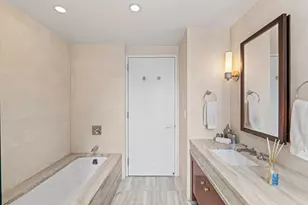 80 Riverside Blvd, New York City, NY 10069 - Photo 10