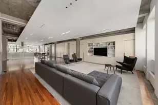 205 W 19th St, New York City, NY 10011 - Photo 4