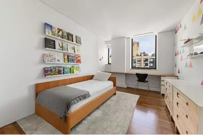 205 W 19th Street #11, New York City, NY 10011 - Photo 10