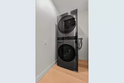 146 W 57th Street #52-E, New York City, NY 10019 - Photo 8