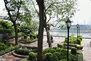 430 E 57th St, New York City, NY 10022 - Photo 10