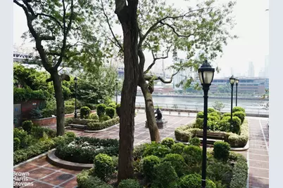 430 E 57th Street #11D, New York City, NY 10022 - Photo 12