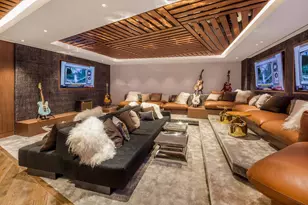 200 E 95th St, New York City, NY 10128 - Photo 10