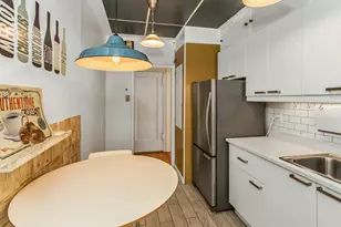 561 41st St, New York City, NY 11232 - Photo 8