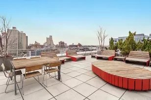 30 Main St, New York City, NY 11201 - Photo 8