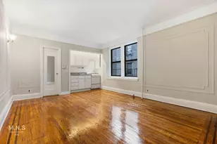 43-09 40th St, New York City, NY 11104 - Photo 4