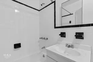 43-09 40th St, New York City, NY 11104 - Photo 6