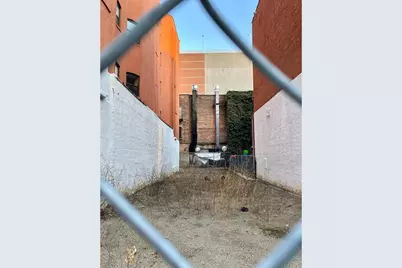 316 Pleasant Avenue, New York City, NY 10035 - Photo 16