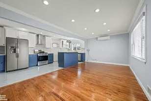 132-55 154th St, New York City, NY 11434 - Photo 12