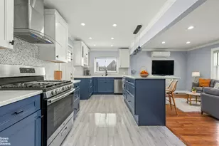 132-55 154th St, New York City, NY 11434 - Photo 4