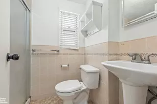 132-55 154th St, New York City, NY 11434 - Photo 16