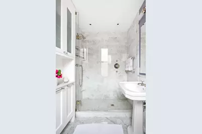 114 E 84th Street #8B, New York City, NY 10028 - Photo 12