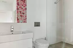 105 E 16th St, New York City, NY 10003 - Photo 14