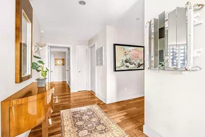 250 E 53rd Street #3101, New York City, NY 10022 - Photo 10