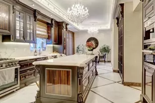 176 Irwin St, New York City, NY 11235 - Photo 4