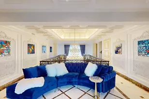 176 Irwin St, New York City, NY 11235 - Photo 12