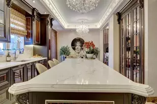 176 Irwin St, New York City, NY 11235 - Photo 4