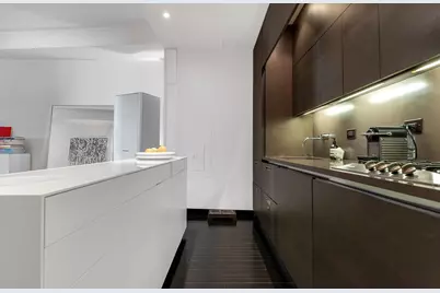 20 Pine Street #516, New York City, NY 10005 - Photo 4