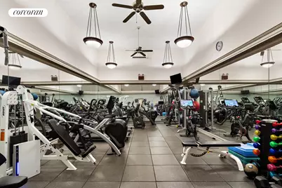 1 Beekman Place #15A, New York City, NY 10022 - Photo 18