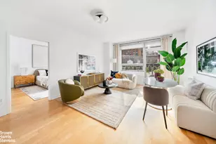 517 W 46th St, New York City, NY 10036 - Photo 4